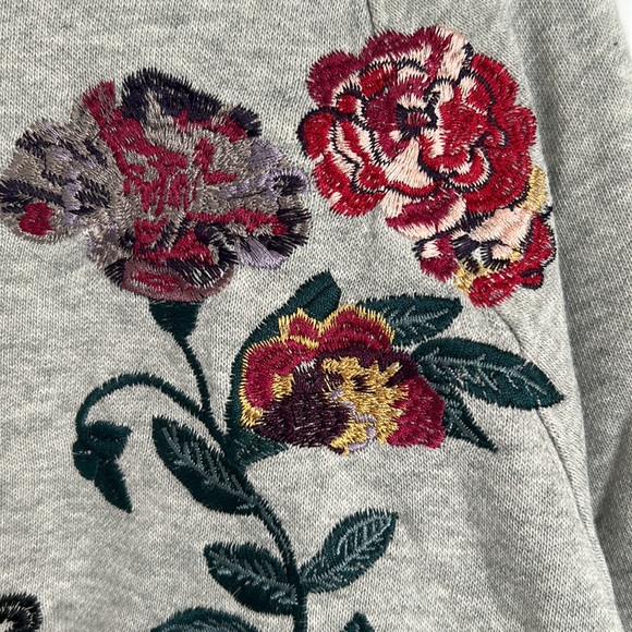 Wilfred Free Embroidered Sweatshirt - Picture 3 of 8